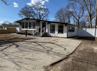 78 Samuel Street, Ronkonkoma, NY 11779