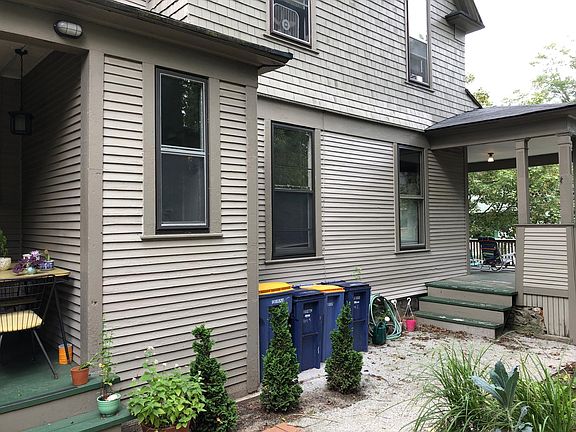 Detail of private side porch