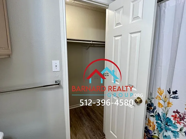 127 Crest Dr — Photo 13