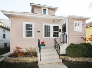 5329 W Carmen Ave, Chicago, IL 60630