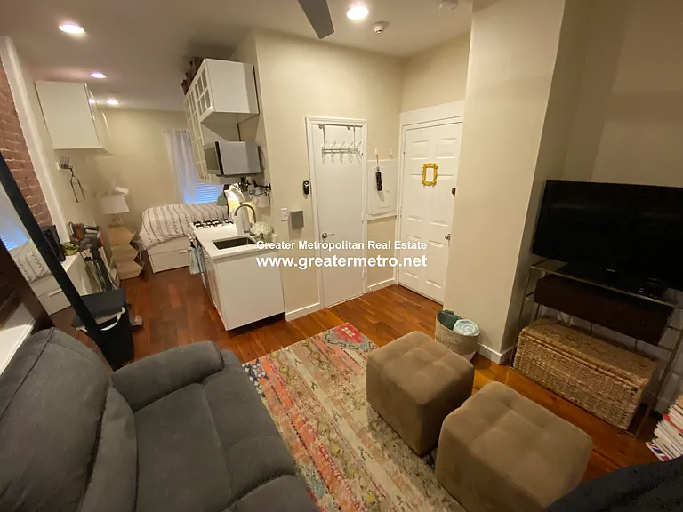 11 Unity St #1 — Photo 2