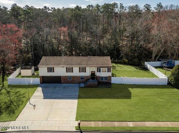 222 Mill Creek Dr
