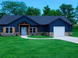 Brian Ave, Ava, MO 65608