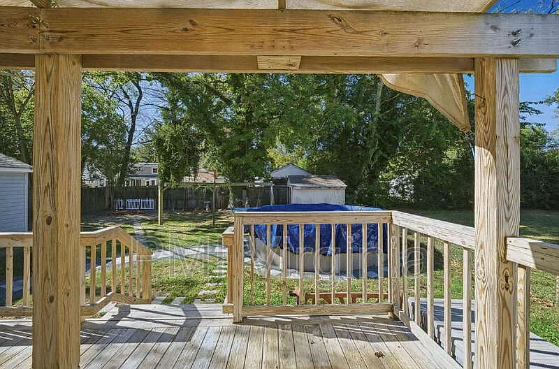 3 bed, 2.0 bath, 1581 sqft, $2,150 — Photo 4