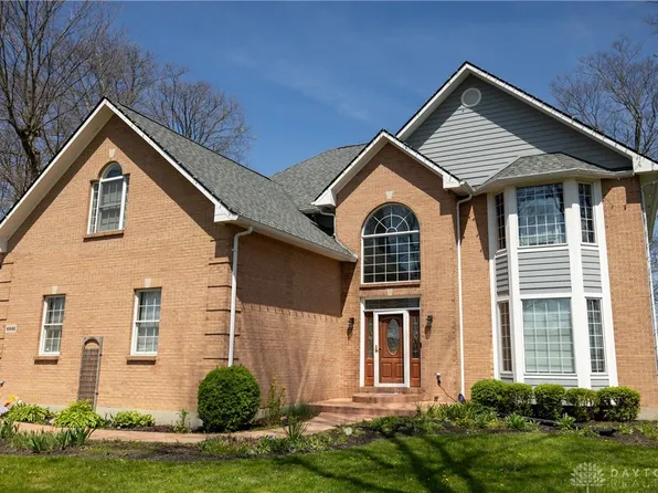 4446 Oakwood Rd, Springfield, OH 45502