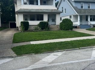 3276 Berea Rd, Cleveland, OH 44111