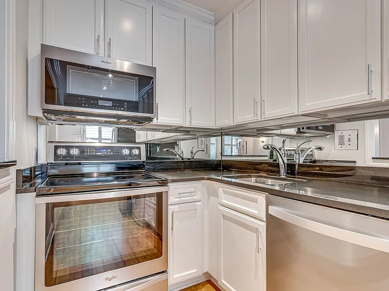 610 Bashford Ln #1313 — Photo 8