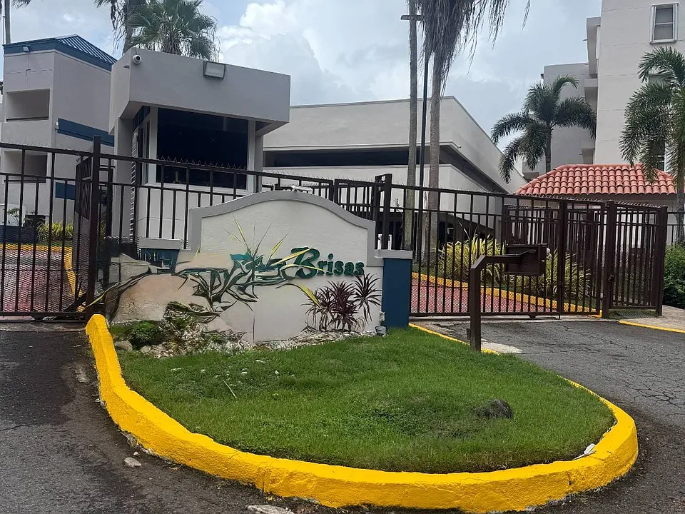 Carr 842 Cond. Monte Brisas, Calle Jose Fidagago #5-304