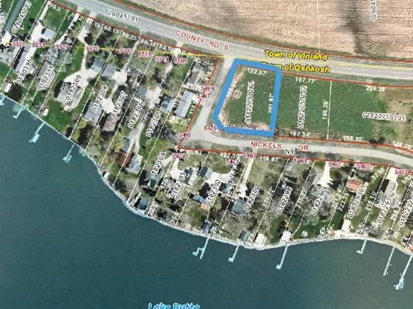 Nickels Dr #1, Oshkosh, WI 54904