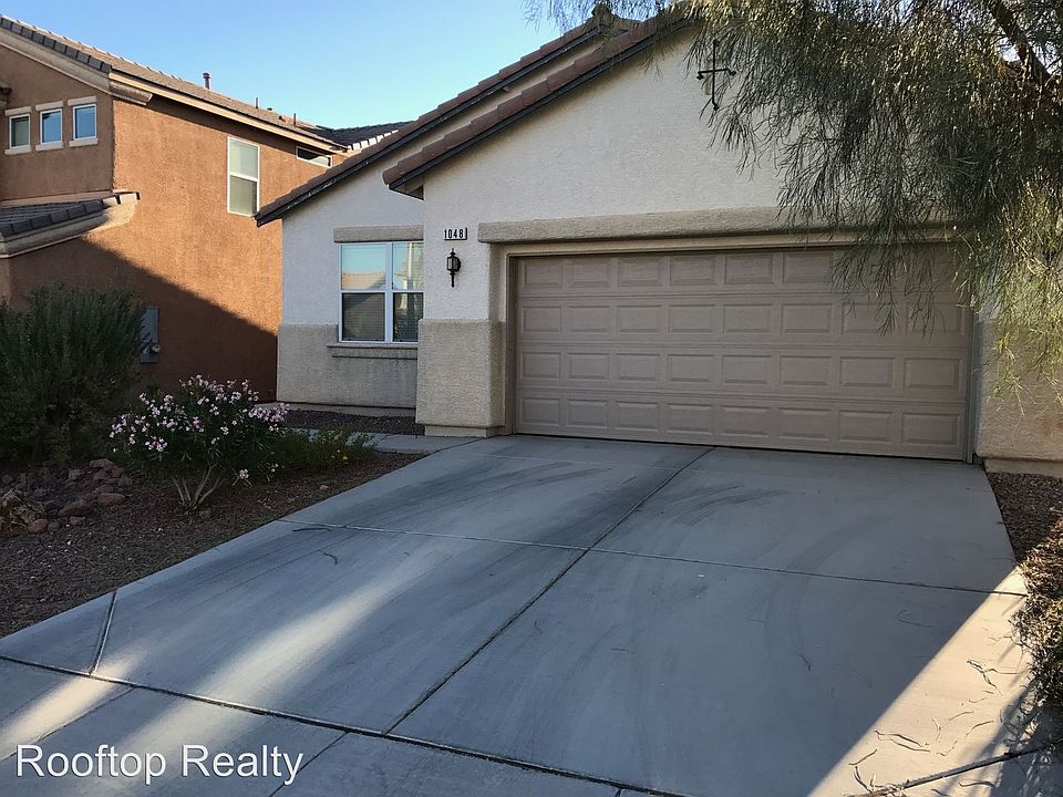 1st image of 1048 Crescent Falls St