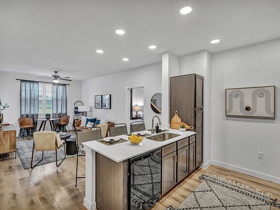2nd image of 5724 E Howard Ln #5205