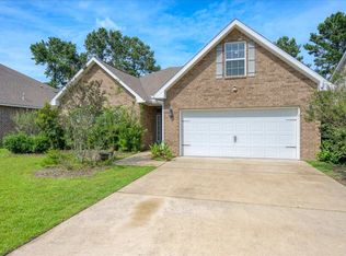 395 Windchime Way, Freeport, FL 32439
