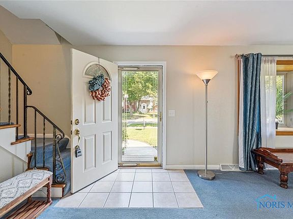 4th image of 2515 Edgebrook Dr