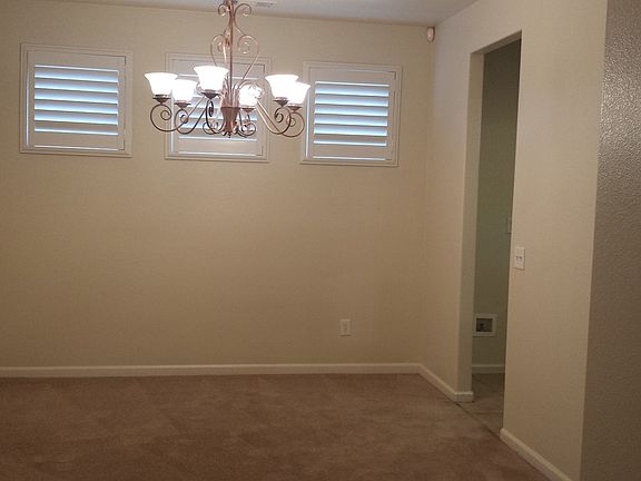 5th image of 719 Rock Creek Ln