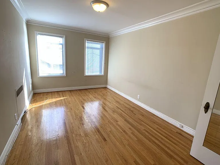 1695 Beach St #203 — Photo 17