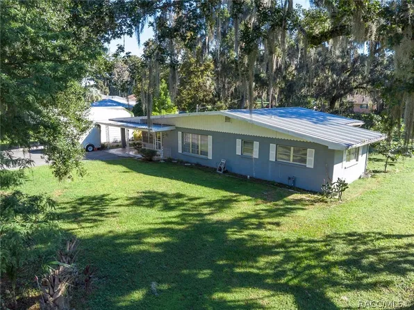 7633 S Crescent Loop, Floral City, FL 34436