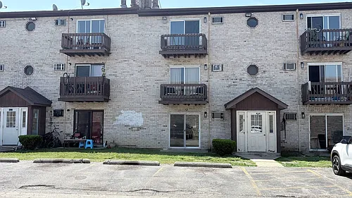 4241 Jennifer Ln #3E Photo 1 4241 Jennifer Ln #3E Photo 1