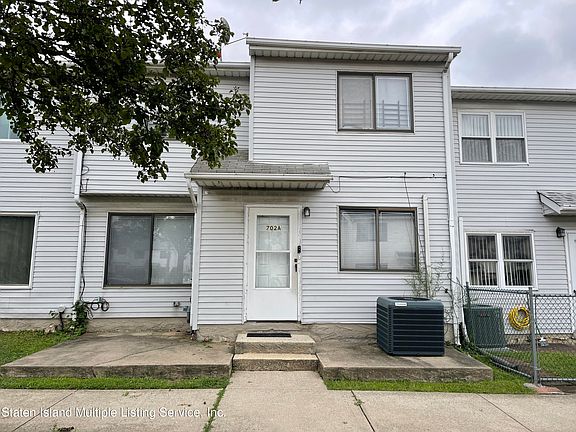 3rd image of 702 Elbe Ave #A