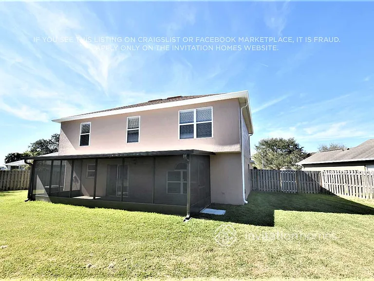 2210 Brookshire Cir — Photo 14