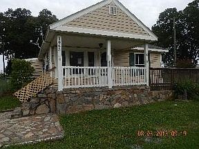 2nd image of 1062 Highway 182 W