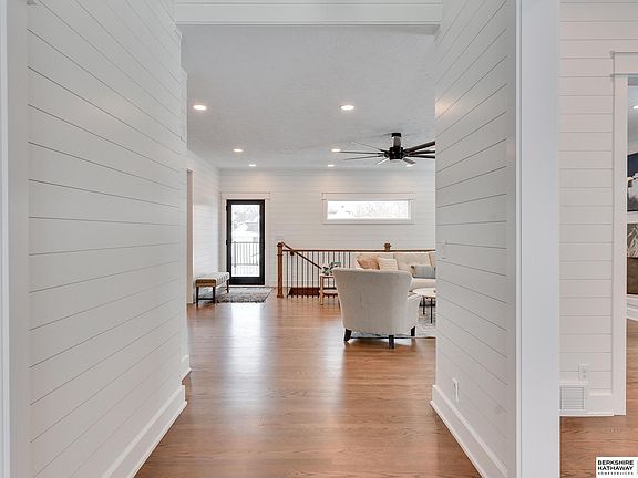 4th image of 5025 S 173rd Cir