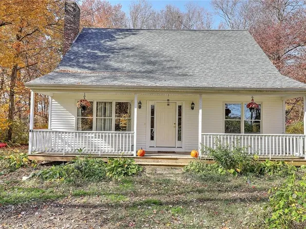 49 Parsonage Rd, Hampton, CT 06247