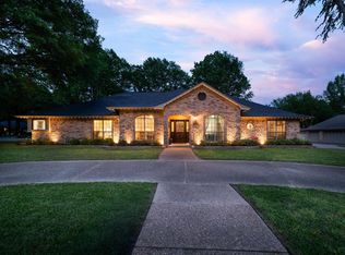 5800 Plantation Dr, Tyler, TX 75703