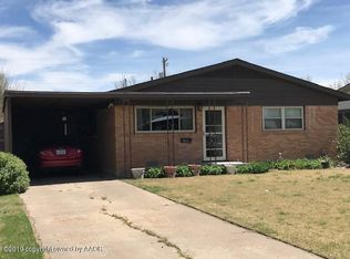 1605 S Harvard St, Perryton, TX 79070