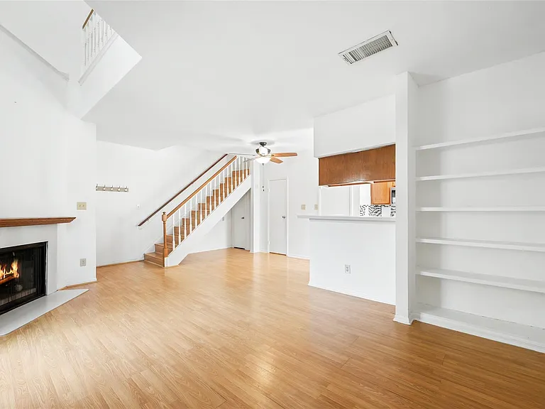 7575 Cambridge St #1304 — Photo 14