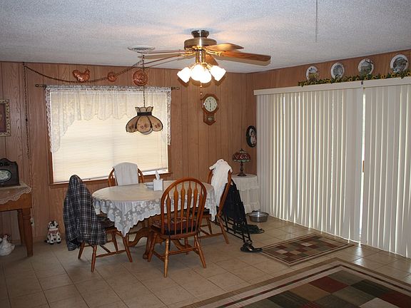 5th image of 213 Dillingham Dr
