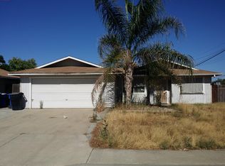 1701 Harrison Ave, Hanford, CA 93230