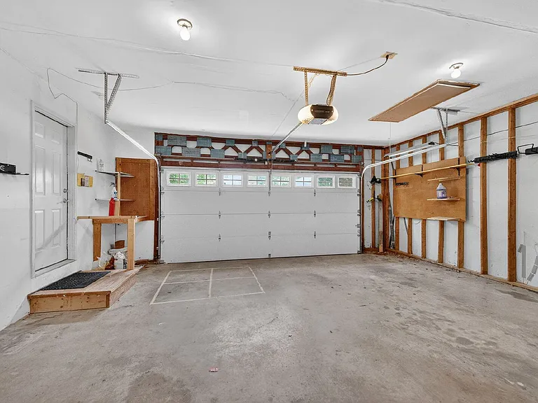 925 Chancellor St SW — Photo 6