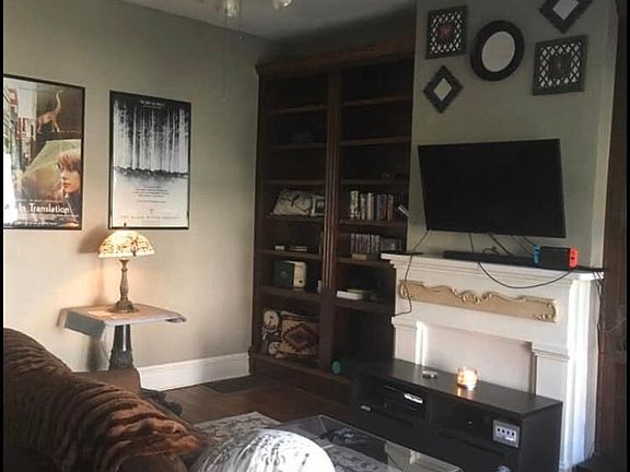 2nd image of 139 La Belle St #1