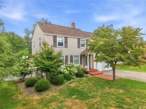 274 S Oakdale Ave, Hermitage, PA 16148