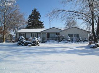 4160 Dillon Rd, Flushing, MI 48433