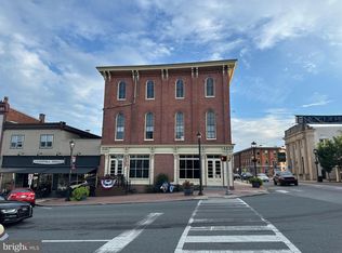 5 S 3rd St #2, Oxford, PA 19363