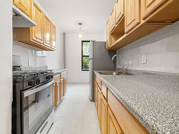 3rd image of 44-15 43rd Ave #3N