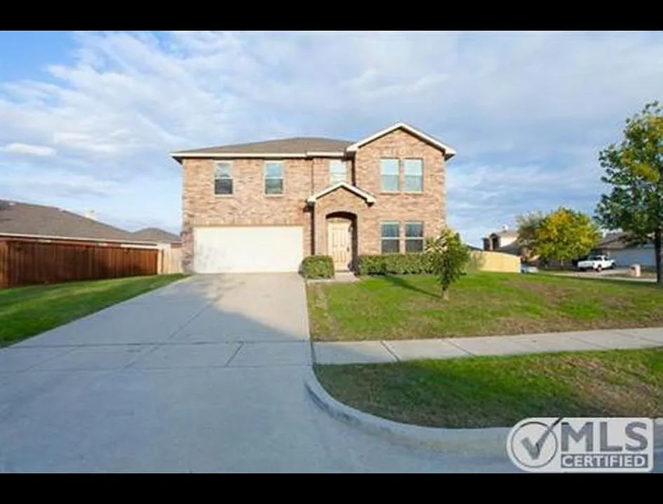 600 Claiborn Ln