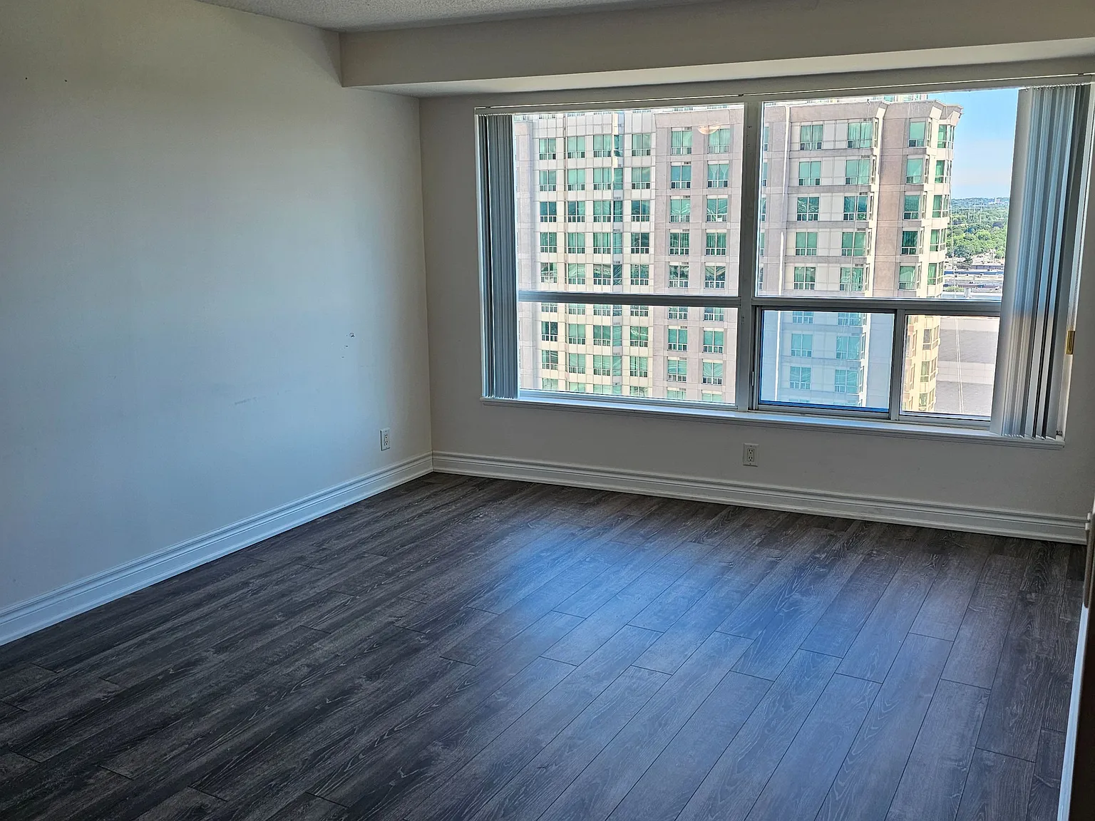 2 bed, $2,500 — Photo 4