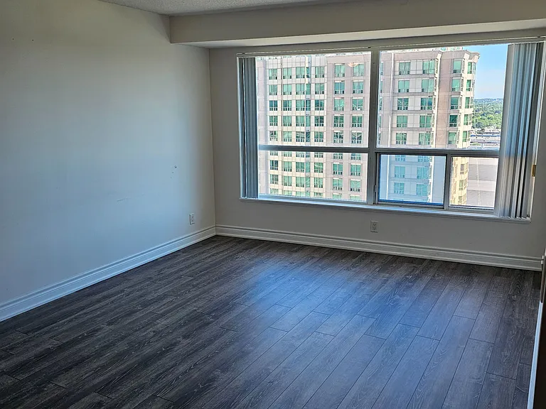 38 Lee Centre Dr #2107 — Photo 4