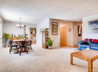 6926 S Spruce Dr W, Centennial, CO 80112
