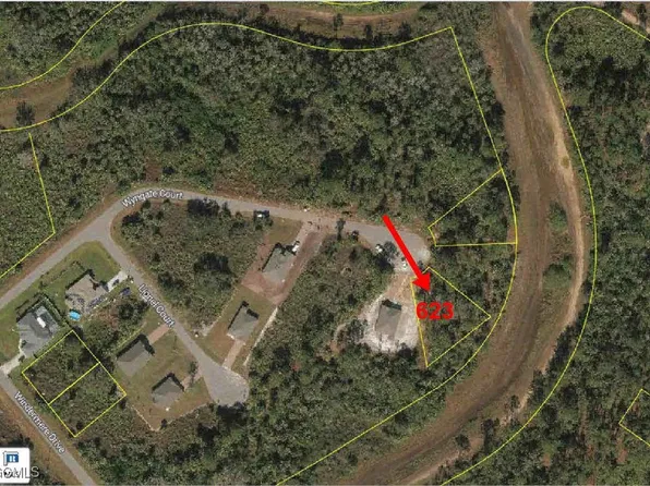 623 Wyngate Ct, Lehigh Acres, FL 33972