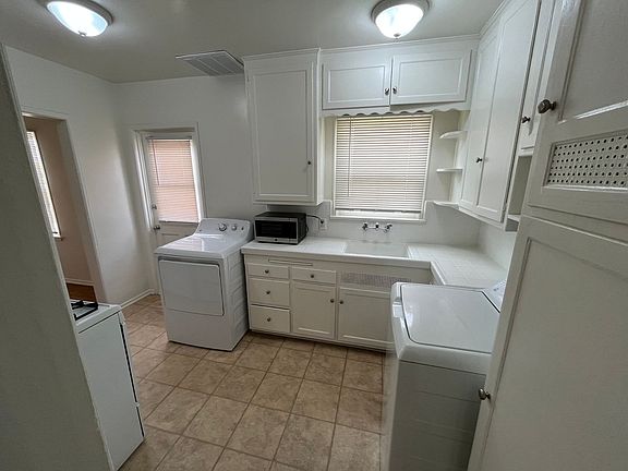 4th image of 4254 E Jacinto Way #4256