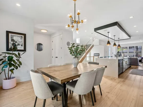 2213 N 25th Ave NW, Calgary, AB T2M 2C2