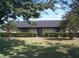 3066 Bluhm Rd, West, TX 76691