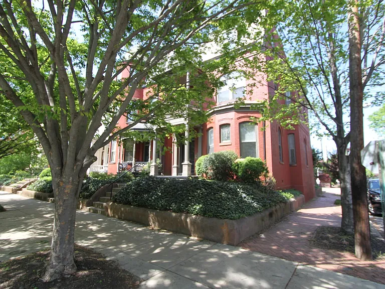 1500 Grove Ave #1 — Photo 5
