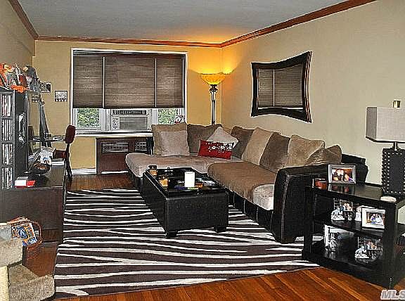 3rd image of 2615 Parsons Blvd APT 6G