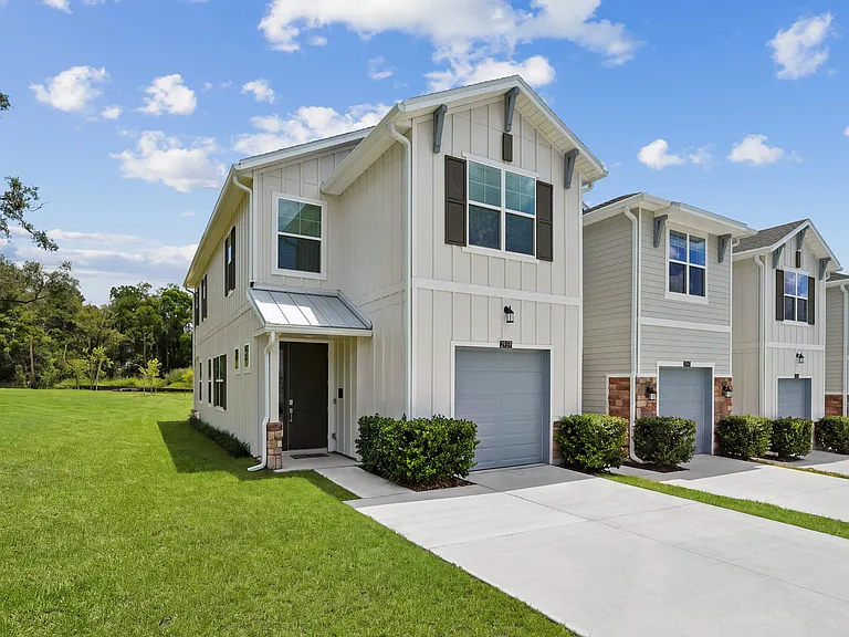 Highland Ridge Townhomes — Photo 25