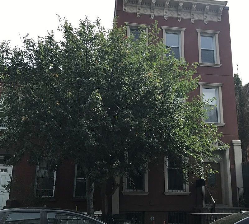 1st image of 625 Franklin Ave APT 3