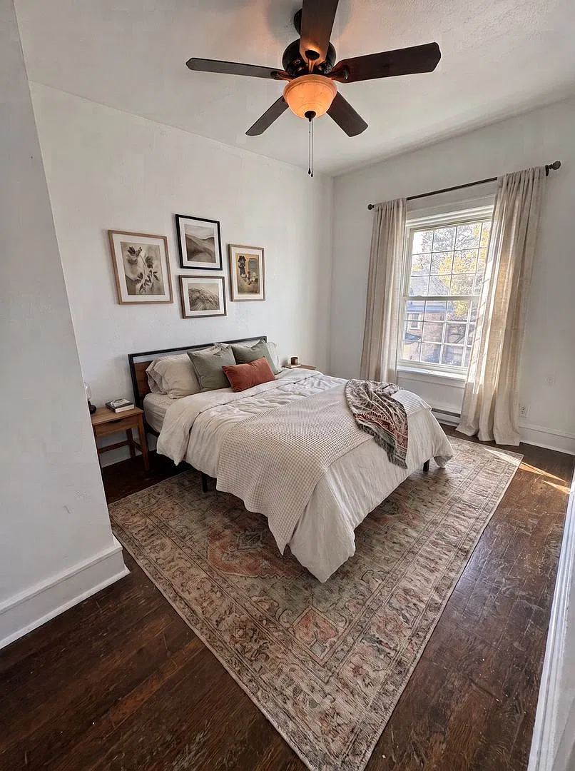 727 W Park — Photo 3